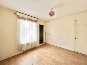 Photo 9- click for photo gallery